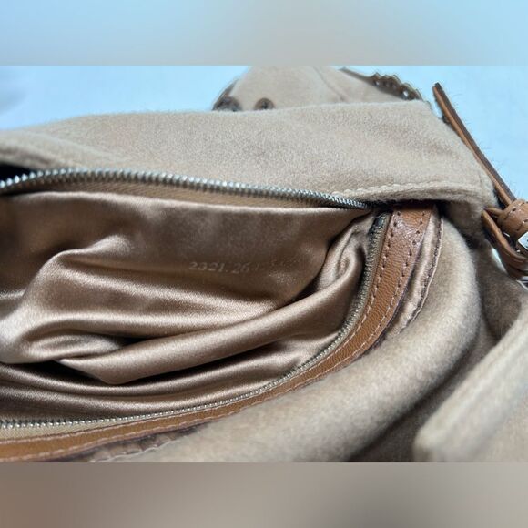 FENDI  Wool Pony Hair Flower Applique Baguette Brown - Picture 9 of 14